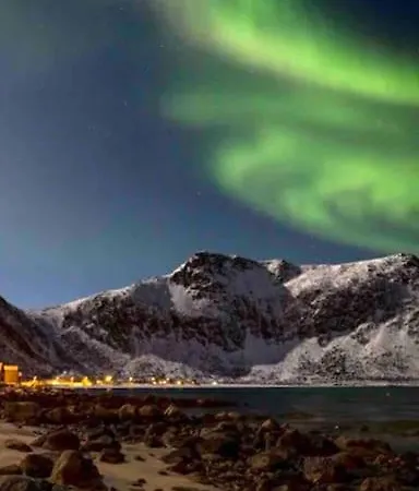 Rural Life On The Rough Coastline Of Senja Casa vacanze