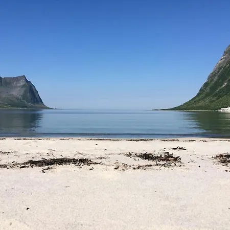 Tatil Evi Rural Life On The Rough Coastline Of Senja