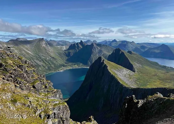 Rural Life On The Rough Coastline Of Senja Ferienhaus *