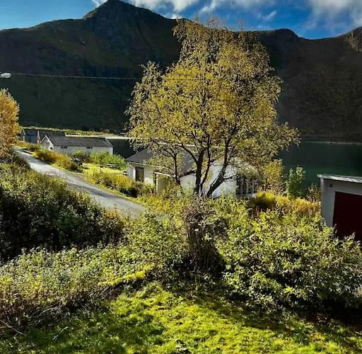 Ferienhaus Rural Life On The Rough Coastline Of Senja