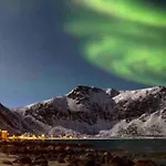 Rural Life On The Rough Coastline Of Senja Ferienhaus